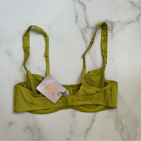 New Savage Fenty Heavenly Satin Unlined Balconette Bra Size 34C - Picture 8 of 8